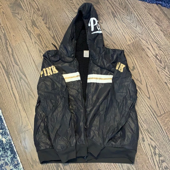 PINK Victoria's Secret Jackets & Blazers - VS PINK Sherpa Lined Jacket - Size M.L